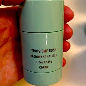 Corpus Troisiéme Rose